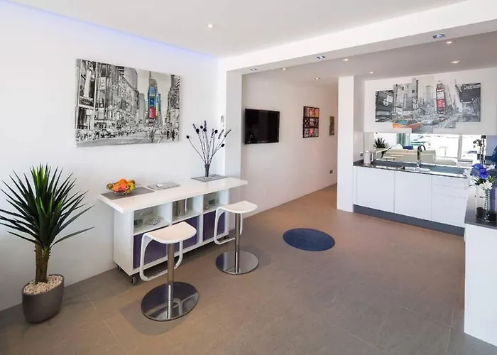 Apartament Modern Frontline Puerto Banus M2 Marbella
